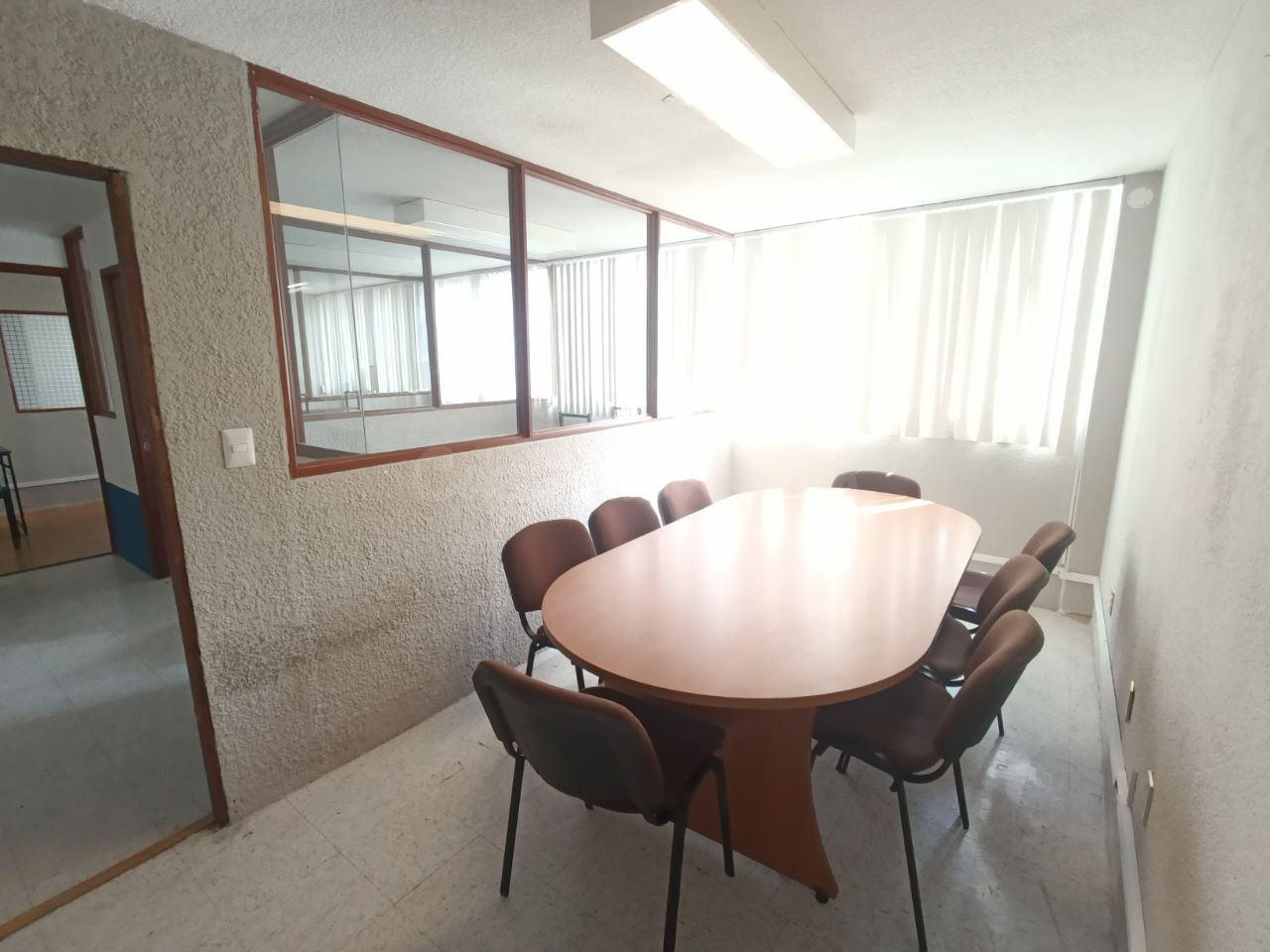 SALA DE JUNTAS 8 SUCURSALES