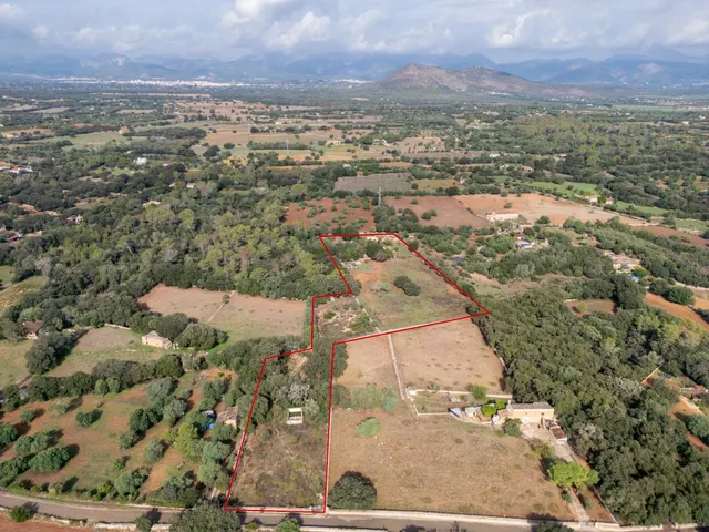 Finca rústica con 3 dormitorios, piscina y múltiples posibilidades en Inca. — 22
