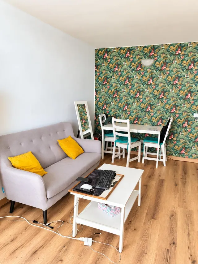 ## Estudio reformado en Amarilla Golf con vistas al mar — 6