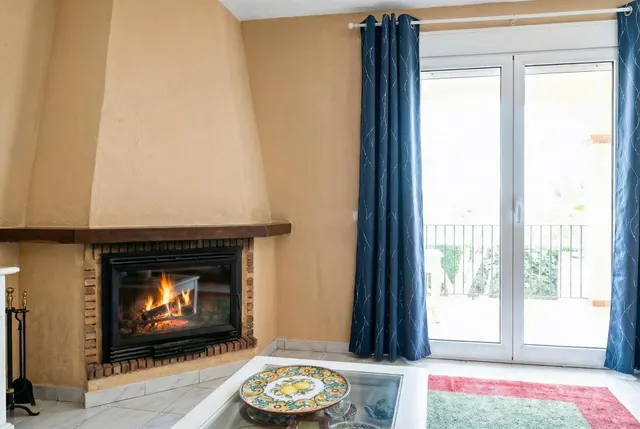 GRAN CHALET CON VISTAS AL MAR, PARCELA DE 1.218 m2 Y ENTORNO PRIVILEGIADO !! — 16