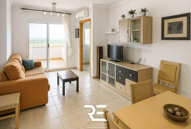 APARTAMENTO SEMINUEVO EN PRIMERA LÍNEA CON TERRAZA, PISCINA Y LICENCIA TURÍSTICA !! — 19
