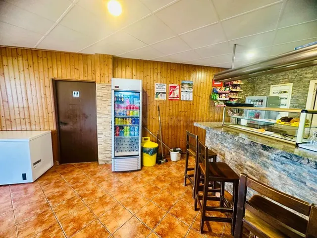 Traspaso de restaurante-cafeteria en pleno rendimiento — 6