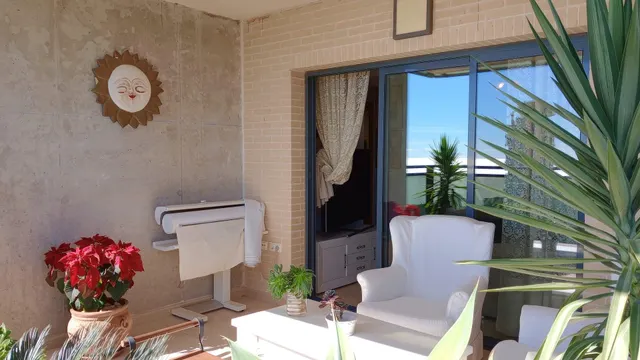 Apartamento de esquina con 2 terrazas 100m2 +16m2 y vistas espectaculares al mar y Benidorm. — 10