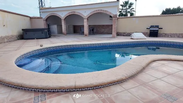 Casa 5 habitaciones 299m² en venta - Doña Pepa — 10