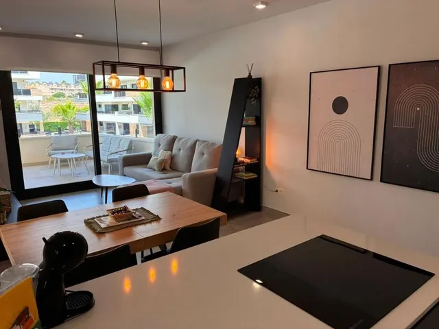 Apartamento 2 habitaciones 90m² en venta - PAU 8 — 10