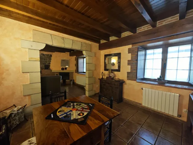CASA PAREADA CON JARDÍN EN CIEZA — 8