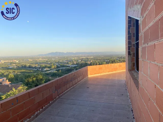 Chalet en venta en construcción situado en Urbanización Los Lagos de Alginet — 3
