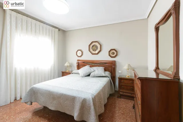 Piso de 3 habitaciones y vestidor con ascensor en el centro de Quart de Poblet — 26