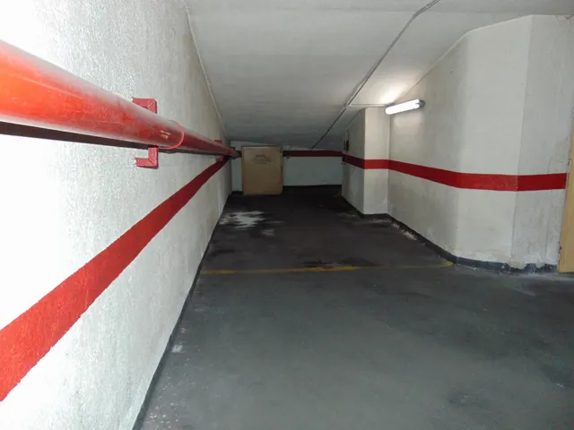 PLAZA DE GARAJE EN VENTA CALLE EDUARDO VICENTE BARRIO SALAMANCA — 2
