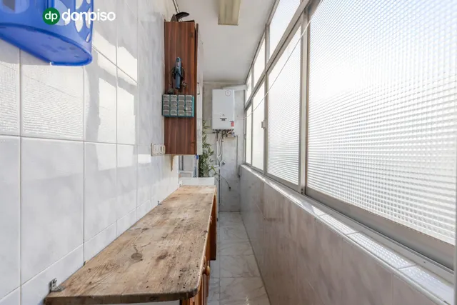 Estupendo piso  en la última planta en calle doctor azpitarte — 21
