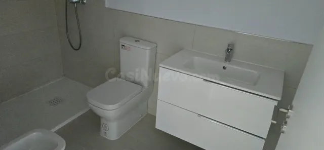 Piso 2 habitaciones 79m² en alquiler - Aljamar - foto 4