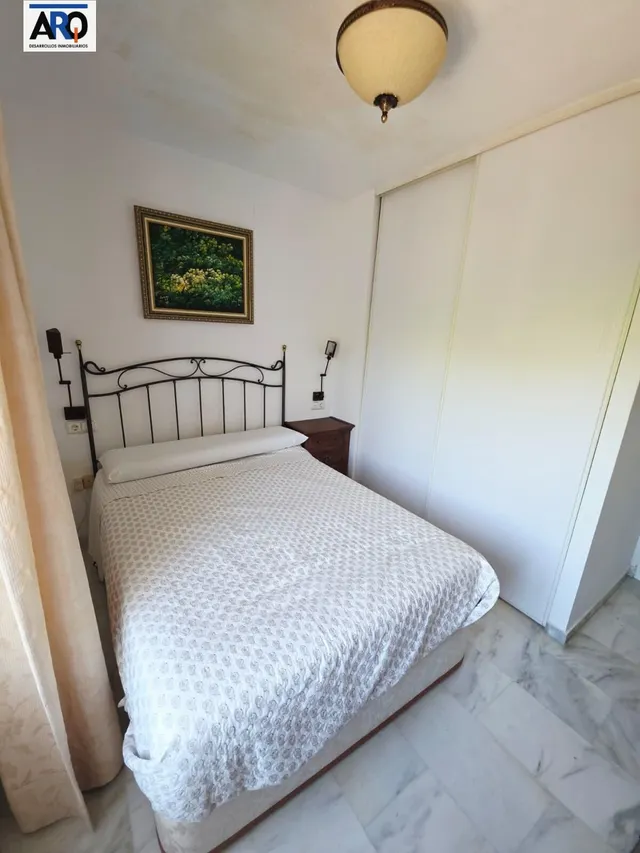 Oportunidad en Benalmádena Costa: 1 dormitorio cerca del mar — 13