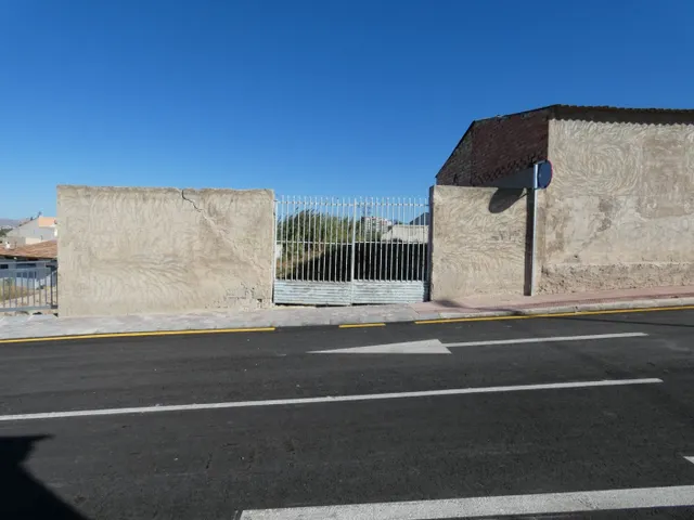 ++ 2000M2 DE SOLAR URBANO, A 2 CALLES, 3.5 PLANTAS ( 7.500M DE TECHO)++ — 4