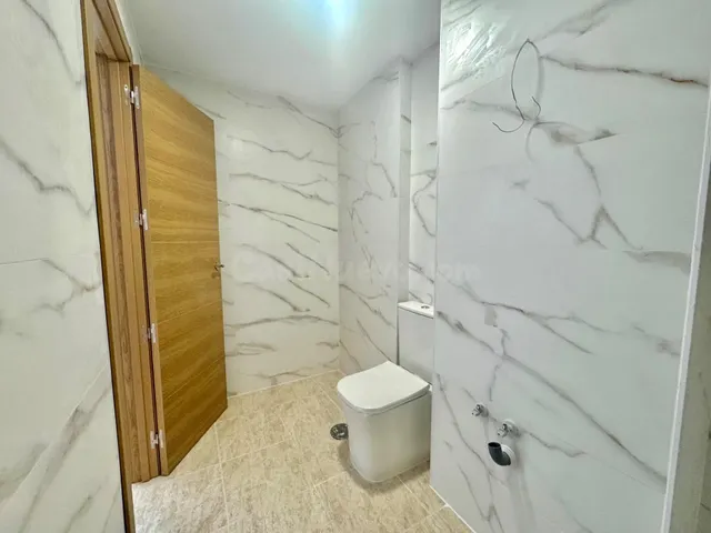 Piso reformado de 3 dormitorios con piscina en Aguadulce Norte — 27