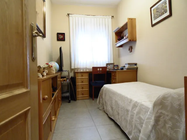 CASA DE UNA PLANTA EL CAPRICHO — 26