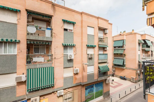 CENTRO PUENTE TOCINOS PISO 3 DORMITORIOS,  GARAJE Y BALCON — 26