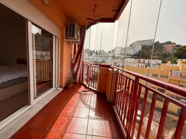 ALQUILER LARGA TEMPORADA - ESTUDIO EN TORREBLANCA, BAJA - foto 2