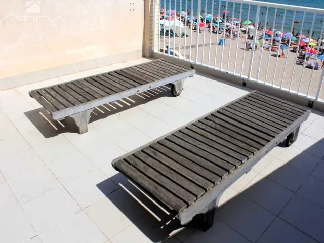 Exclusivo adosado en primera línea de playa en Daimús, una p - foto 4
