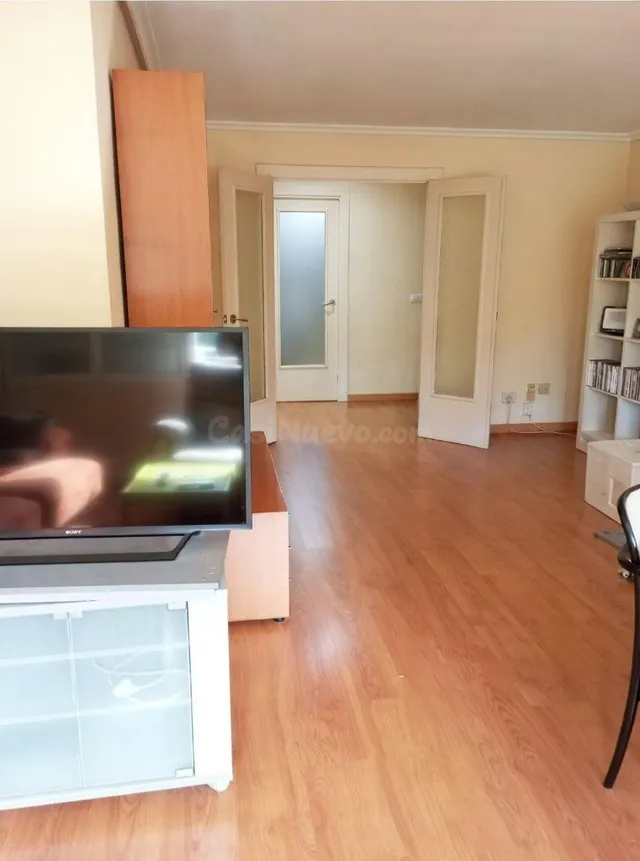 Se vende un piso estupendo en una zona perfecta de Valencia  - foto 2