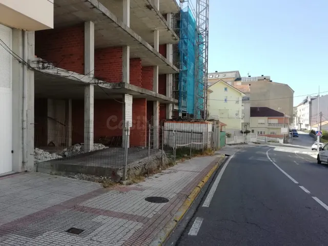 Edificio en construcción en el Centro de Laxe - foto 4
