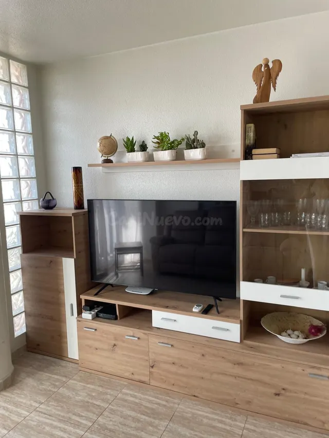 Amplio piso con 3 dormitorios y 2 baños en Águilas, Murcia - foto 5