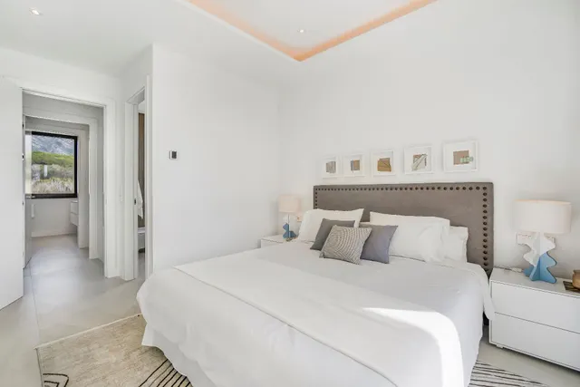 Contemporanea villa en Milla de Oro, Marbella — 26