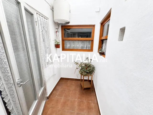 ESTUPENDA CASA ADOSADA CON GARAJE PRIVADO A LA VENTA EN ENGUERA — 8