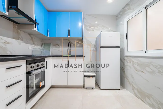Exclusiva vivienda de 4 dormitorios, totalmente reformada, a 550m del puerto y la playa de Cambrils. — 7