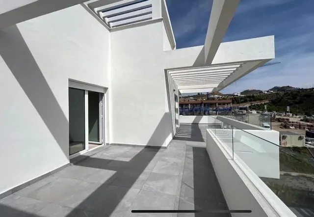 EXCLUSIVO ATICO EN SERENA HOMES, EL LIMONAR, MÁLAGA - foto 5