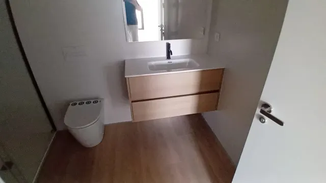 PISO DE NUEVA CONSTRUCCIÓN EN ZONA DE CIUTAT JARDÍ — 35