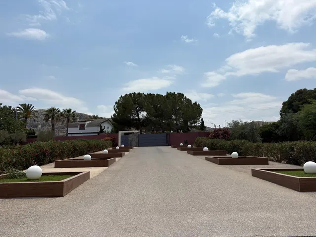 Exclusiva villa de lujo en Elda - la jaud - elegancia, modernidad y confort en entorno rural — 7