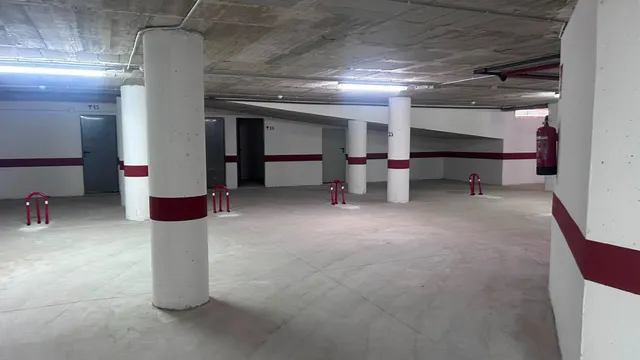Plazas de garaje en alquiler – calle lérida, Santa Pola — 2