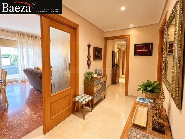AMPLIA VIVIENDA DE 3 DORMITORIOS CON GRAN TERRAZA, PATIO PRIVADO Y GARAJE EN SANT JOAN D’ALACANT — 5