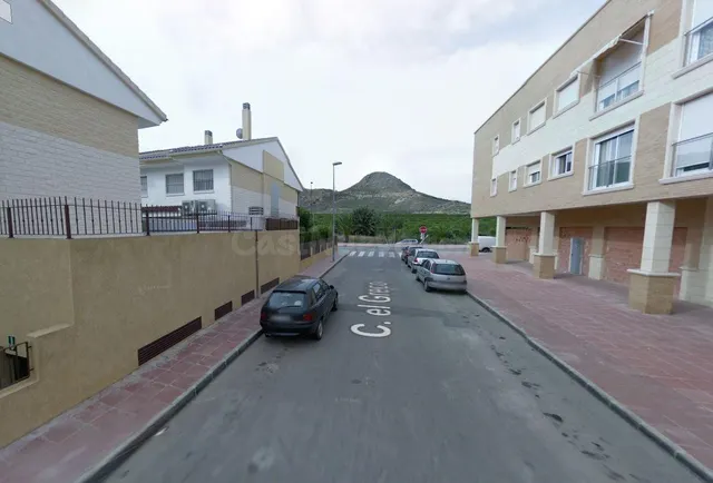 Se vende piso OKUPA en Santomera (Murcia). - foto 2