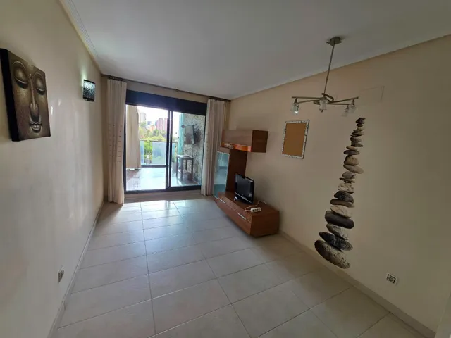 2 DORMITORIOS 1 BAÑO — 13