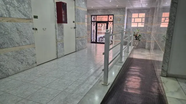 Apartamento de 2 dormitorios con ascensor y piscina comunitaria en Torrevieja | Inversión y calidad de vida en la Costa Blanca — 14
