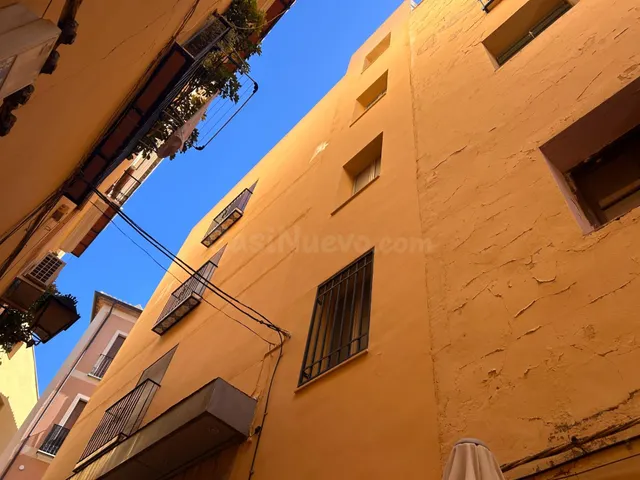 Ref. 08675 OPORTUNIDAD EDIFICIO COMPLETO EN EL CENTRO DE SEG - foto 4