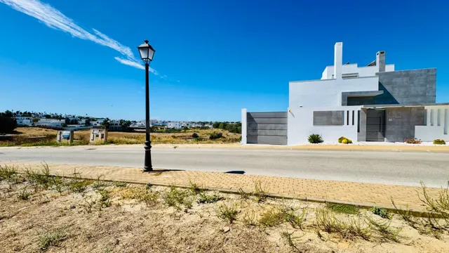 GRAN PARCELA URBANA EN LA ZONA DE MARTIN MIGUEL - foto 5