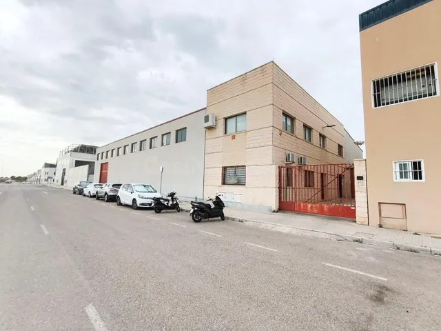 Nave Industrial de planta baja, de estructura de hormigón - foto 5