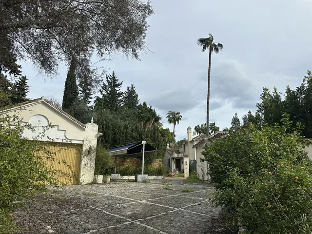 Parcela en venta - Marbella — 26