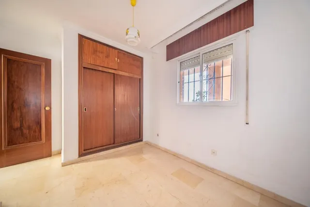 ¡4 dormitorios en Fuengirola! amplitud, terraza y ubicación privilegiada — 13