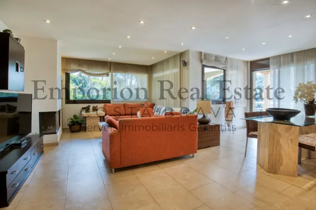 HERMOSA CASA CON PISCINA CERCA DE LA PLAYA - VENTA O ALQUILER CON OPCION A COMPRA — 11