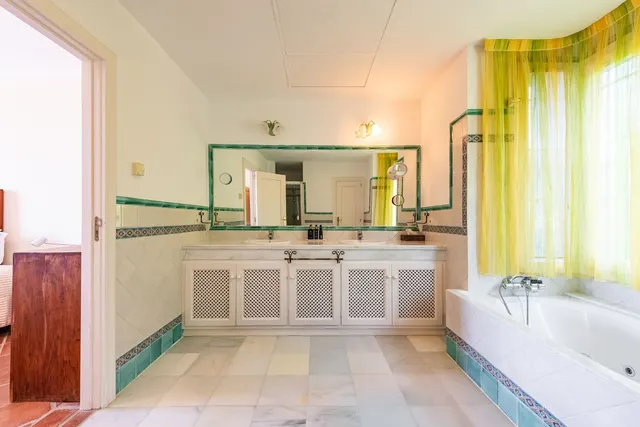 Chalet 5 habitaciones 419m² en venta - Costa Del Sol — 17
