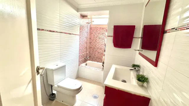 CUARTO PISO CON ASCENSOR - 4 habitaciones - VIRGEN DEL REMEDIO — 11