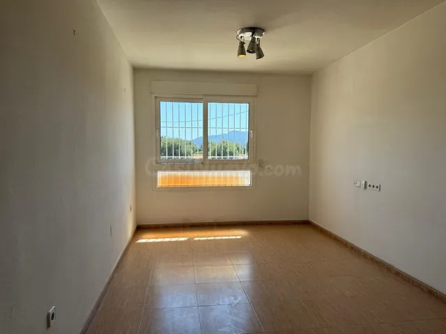 Piso de 2 habitaciones con patio y garaje en San Ginés, Murc - foto 5