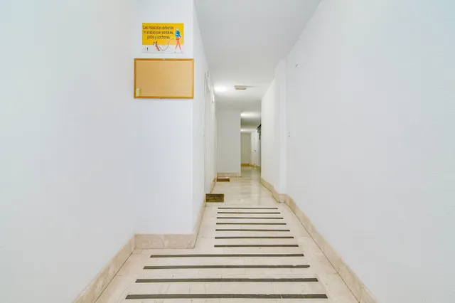Piso urbanización giner de los ríos — 25