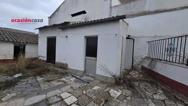 GRAN CASA EN VENTA EN HINOJOSA DEL DUQUE — 19