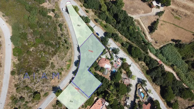 En venta 3 parcelas al principio de la Urbanización Montesso