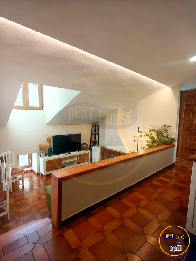 PISO EN VENTA EN CASCO HISTÓRICO DE CUENCA - foto 5