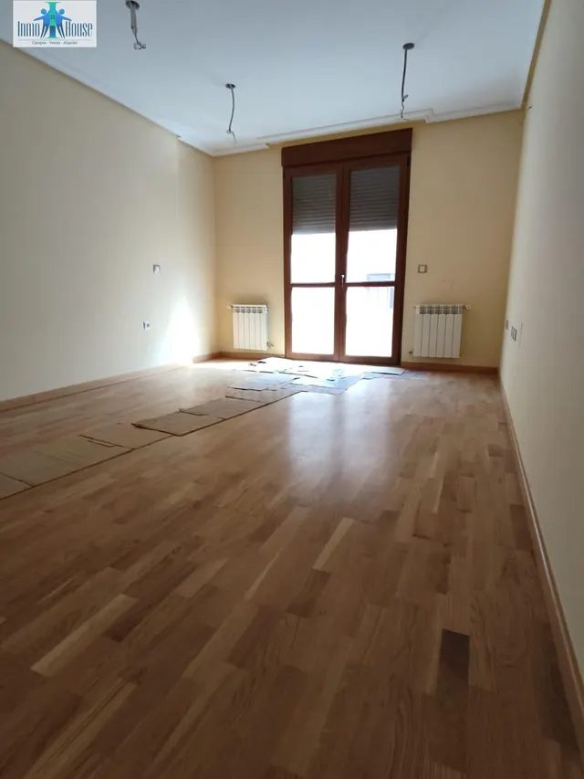 PISO EN VENTA ZONA CENTRO - foto 3